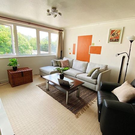 Spacious 2 Bedroom Apartment In Cricklewood Λονδίνο Εξωτερικό φωτογραφία