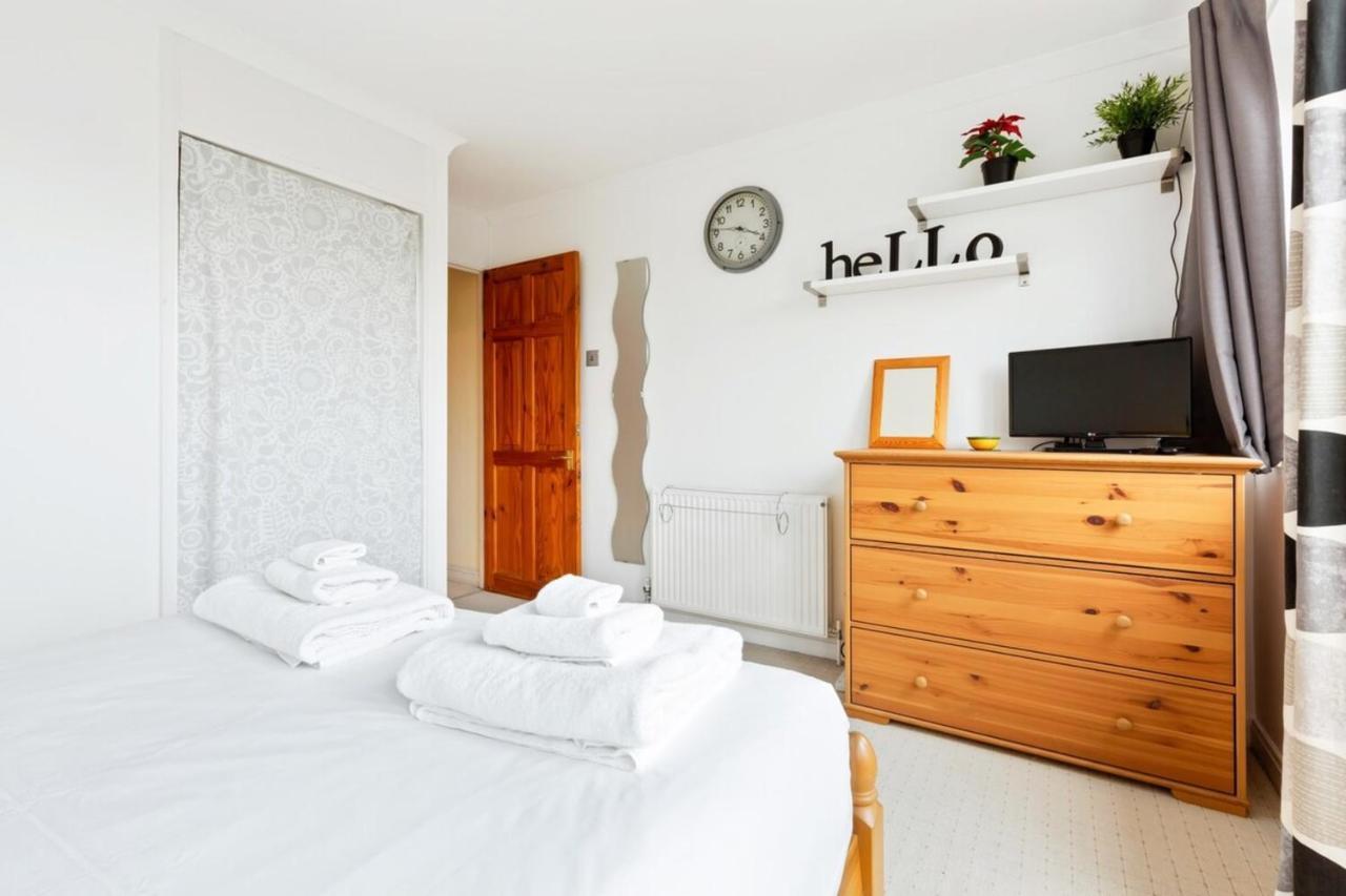 Spacious 2 Bedroom Apartment In Cricklewood Λονδίνο Εξωτερικό φωτογραφία